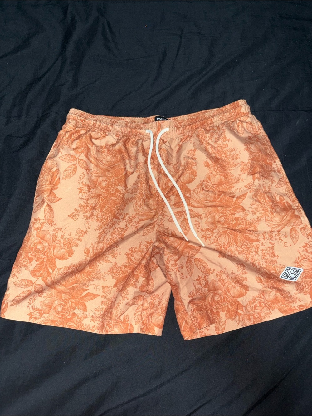 4x$25 - Picture 3 of 4